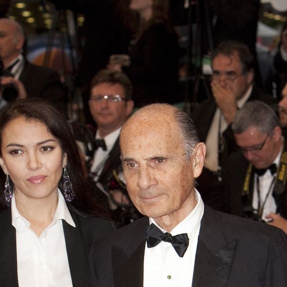 Archives - En France, à Cannes, Guy MARCHAND et sa femme Adelina lors de la cérémonie de clôture et de la montée des marches du film Thérèse Desqueyroux au 65è Festival International du film de Cannes 2012. Le 27 mai 2012 © Jean-Jacques Descamps via Bestimage