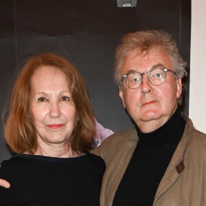 Un ami de la famille, et pas des moindres, était aussi présent : Dominique Besnehard. 
Nathalie Baye et Dominique Besnehard - 27ème cérémonie des Lauriers de l'Audiovisuel au théâtre Marigny à Paris le 21 février 2022. © Coadic Guirec/Bestimage