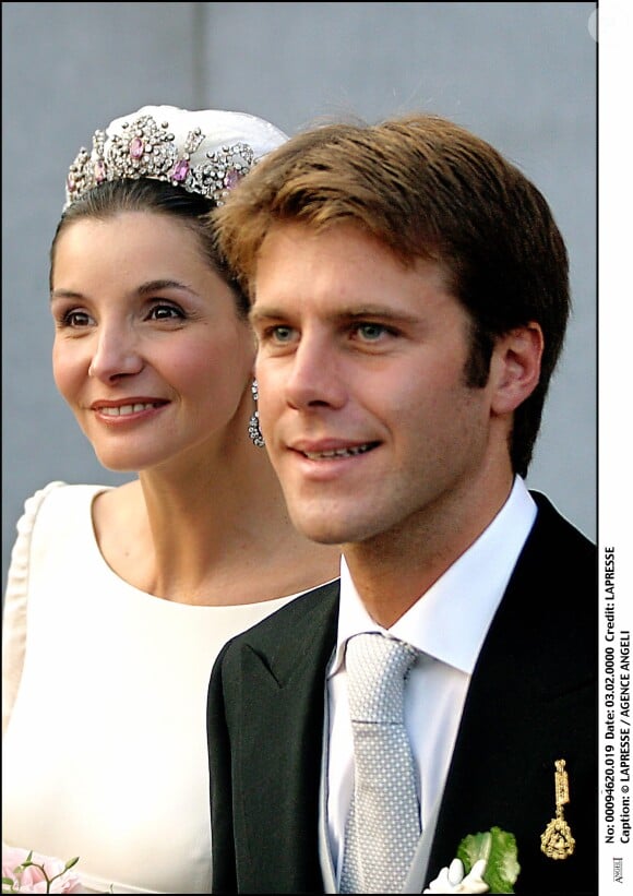Un mariage qui a eu lieu le 25 septembre 2003 à la basilique Sainte-Marie-des-Anges-et-des-Martyrs à Rome
 
Archives - Clotilde Courau et Emmanuel-Philibert de Savoie lors de leur mariage