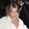 Sienna Miller maman pour la 2e fois à 42 ans, l'actrice surprise en pleine promenade avec bébé