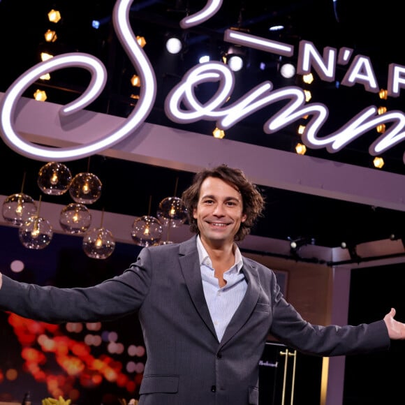 Bertrand Chameroy commence bien l'année
Exclusif - Rendez-vous avec Bertrand Chameroy sur le plateau de l'émission "Bertrand n'a pas sommeil", sur France 2 © Dominique Jacovides / Bestimage