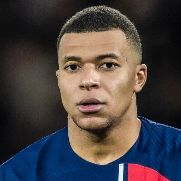 Invité dans l'émission "Envoyé Spécial" face à Elise Lucet, Kylian Mbappé (25 ans) a fait d'étonnantes confidences concernant son statut de célébrité
Kylian Mbappé - Trophée des Champions entre le PSG et Toulouse (2-0) au Parc des Princes à Paris © Cyril Moreau/Bestimage