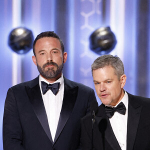 Ben Affleck et Matt Damon - 81e cérémonie des Golden Globes au Beverly Hilton à Los Angeles le 7 janvier 2024. @ Sonja Flemming/Pool via USA TODAY NETWORK/SPUS/ABACAPRESS.COM