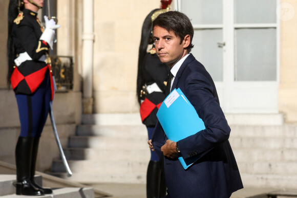 Gabriel Attal arrive à la troisième session plénière du Conseil national de la refondation (CNR), au palais de l'Elysée, Paris, France, le 7 septembre 2023. © Stéphane Lemouton / Bestimage