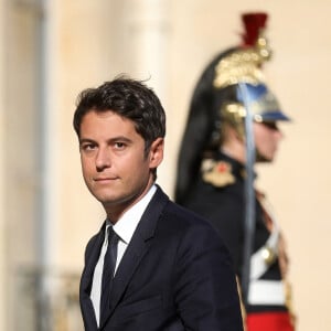 Gabriel Attal, ministre délégué aux Comptes publics arrive au conseil des ministres, au palais de l'Elysée, Paris, le 31 août 2022. © Stéphane Lemouton / Bestimage