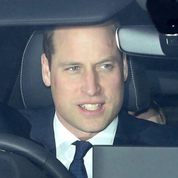 Le prince William - Les membres de la famille royale à la sortie du déjeuner de Noël au palais de Buckingham à Londres le 18 décembre 2019.