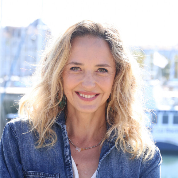 Helene de Fougerolles - Photocall de la série "Sam" lors de la 25ème édition du Festival de la Fiction de la Rochelle. Le 15 septembre 2023 © Denis Guignebourg / Bestimage