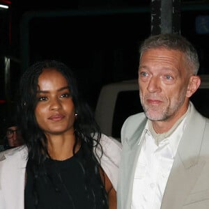 Vincent Cassel va-t-il croiser son ex à Paris ? 
Narah Baptista et Vincent Cassel - Arrivées des personnalités au défilé AMI collection homme automne/hiver 2024/2025 lors de la fashion week à Paris (PFW) le 18 janvier 2024. © Denis Guignebourg / Bestimage 