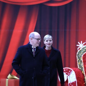 La famille princière de Monaco lors de la remise de cadeaux de Noël au palais princier le 20 décembre 2023. © Claudia Albuquerque / Bestimage