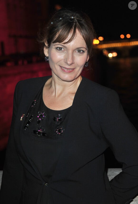 Cecilia Hornus (Plus belle la vie) - Soiree "Octobre Rose" organisée par Estee Lauder pour l'association "Le Cancer du Sein, Parlons-en !" a la Conciergerie a Paris, le 30 septembre 2013.