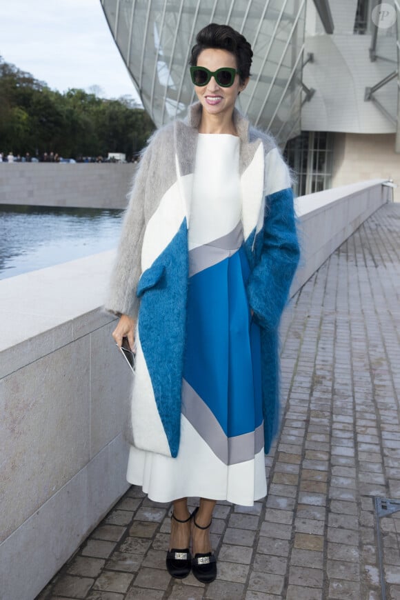 Farida Khelfa Seydoux - Défilé de mode "Louis Vuitton", collection prêt-à-porter printemps-été 2016, à la Fondation Louis Vuitton à Paris. Le 7 octobre 2015.