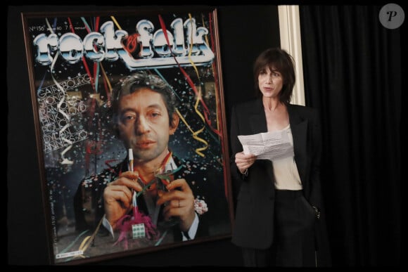 Avant que cette maison ne devienne un musée.
Charlotte Gainsbourg lors de l'inauguration de la Maison Gainsbourg, rue de Verneuil à Paris. © Alain Guizard / Bestimage