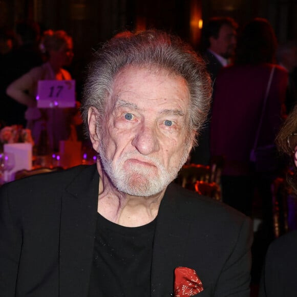 Eddy Mitchell (Trophée d'honneur Accuracy) avec sa femme Muriel Bailleul - 31ème cérémonie des Trophées du film français à l'hôtel Intercontinental à Paris le 6 février 2024. Ces Trophées récompensent notamment les champions du box-office et des audiences, ainsi que l'exploitant de l'année, trois duos producteur-réalisateur en cinéma et audiovisuel, le film documentaire et la personnalité de l'année, désignée par les lecteurs. © Coadic Guirec/Bestimage