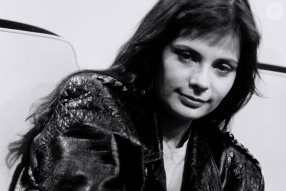 Archives - Marie Trintignant sur le plateau de l'émission TV "Ciel mon mardi!". Le 18 juin 1991