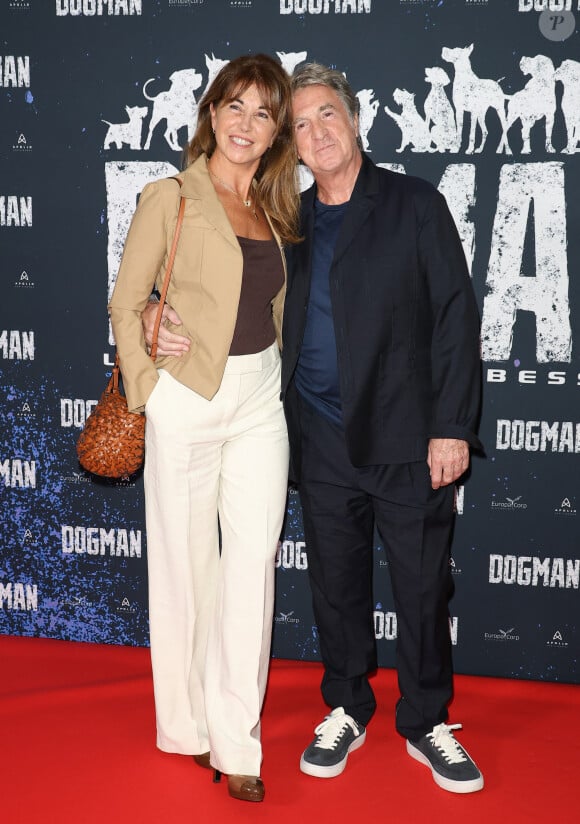 Narjiss Slaoui-Falcoz et son mari François Cluzet - Avant-première du film "Dogman" au cinéma UGC Normandie à Paris le 19 septembre 2023. © Coadic Guirec/Bestimage 