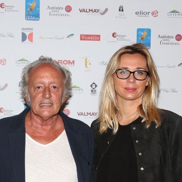 Didier Barbelivien et sa femme Laure - Gala de bienfaisance "Autistes sans frontières 92" à l'hôtel de ville de Levallois-Perret, le 26 mai 2016. © Denis Guignebourg/Bestimage