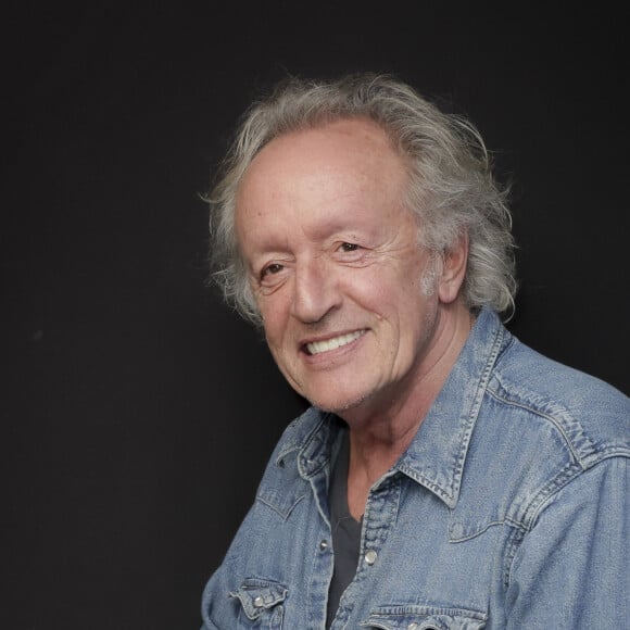 Didier Barbelivien dans les backstage de l'enregistrement de l'émission "CS Cohen" sur Radio J à Paris. Le 5 février 2024 © Jack Tribeca / Bestimage 