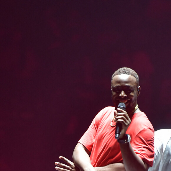 Dadju et Tayc - Concert de Tayc et Dadju à l'Accor Arena Paris Bercy. Le 15 février 2024. Veeren/Bestimage