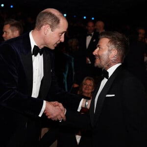 ou encore la légende vivante britannique, David Beckham
David Beckham et le prince William lors des BAFTA awards au Royal Albert Hall à Londres le 18 février 2024. © Jordan Pettitt/PA Wire/ABACAPRESS.COM