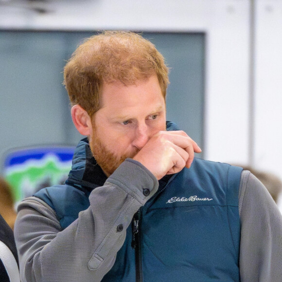 Le prince Harry, duc de Sussex et Meghan Markle, duchesse de Sussex, se joignent participent à un entraînement de curling aux Invictus Games Vancouver Whistler 2025, au Hillcrest Community Centre, Vancouver, Colombie-Britannique, Canada, le 16 février 2024.