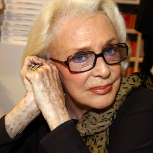 A 101 ans.
Micheline Presle au Salon du Livre 2007