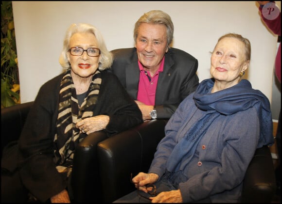 Rétro - Décès de l'actrice Micheline Presle à l'âge de 101 ans - Michèle Morgan, Alain Delon et Micheline Presle - Projection chez France Télévisions des "Trois Glorieuses".