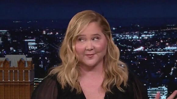 Amy Schumer, visage déformé : sa révélation sur le mal dont elle souffre