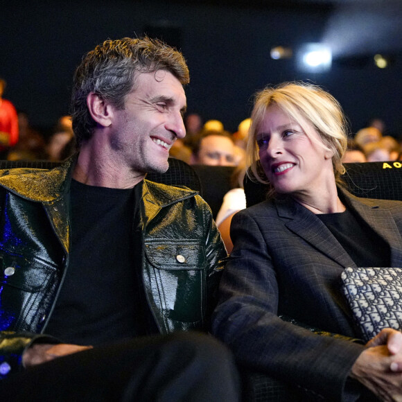 Karin Viard est une femme très amoureuse
Karin Viard et son mari Manuel Herrero lors de la présentation du film "L'origine du monde" à l'UGC Astoria à l'occasion de la 15ème Edition du Festival Lumière à Lyon © Sandrine Thesillat / Panoramic / Bestimage