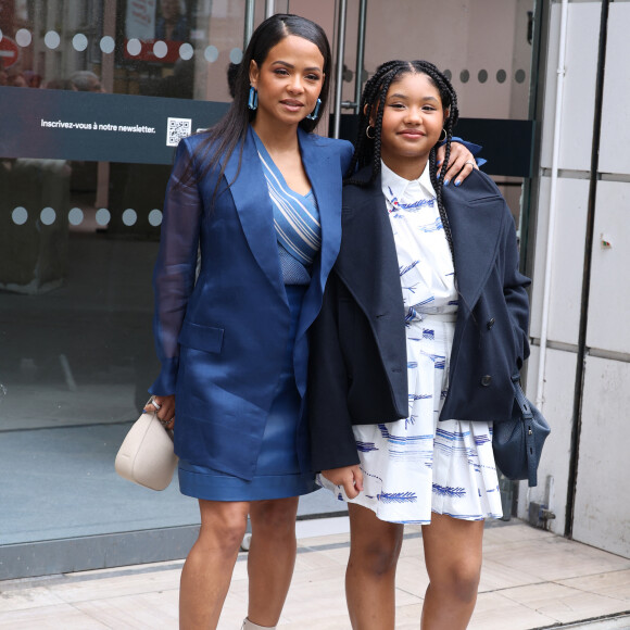 La Fashion Week Parisienne bat son plein ! Pour rien au monde et étant férue de mode, Christina Milian ne manquerait cet événement !
Christina Milian - Arrivées au défilé de mode Femmes prêt-à-porter automne-hiver  "Akris" lors de la fashion week de Paris. 