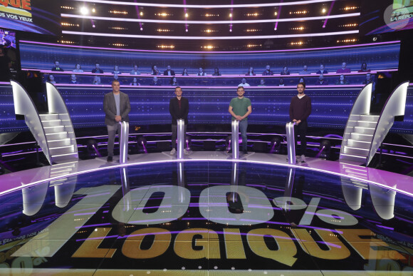 Exclusif - Les 4 finalistes - Enregistrement de l'émission "100% Logique", présentée par C.Féraud et diffusée le 9 mars 2024 sur France 2 © Jack Tribeca / Bestimage 
