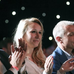 La Française et l'Italien se sont rencontrés en 2016

Marion Maréchal et son mari Vincenzo Sofo - Convention de la Droite à La Palmeraie, Paris, France, le 28 septembre 2019. © Stéphane Lemouton/Bestimage