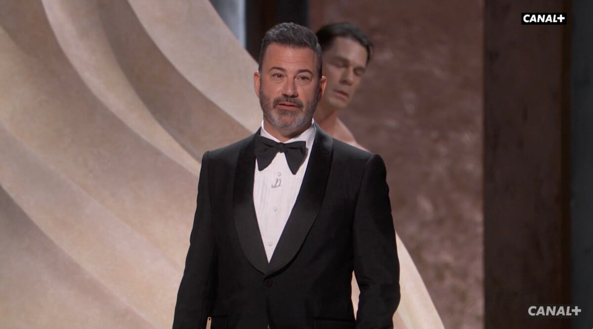 Vidéo Jimmy Kimmel et John Cena aux Oscars 2024. Purepeople