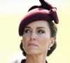 Kate Middleton serait "attristée" par les rumeurs autour de sa santé.
Le prince William, prince de Galles, et Catherine (Kate) Middleton, princesse de Galles assistent à un service religieux marquant le premier anniversaire de la mort de la reine Elizabeth II à la cathédrale St Davids à Haverfordwest dans le Pembrokeshire, pays de Galles, Royaume Uni. 