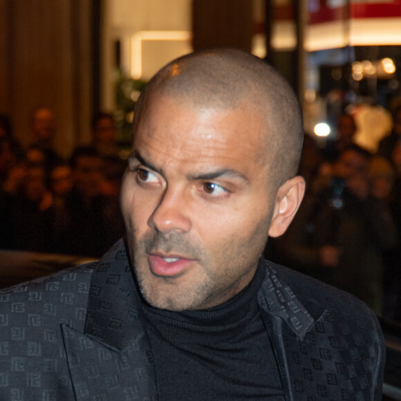 Tony Parker à l'origine de la défaite de Cédric Doumbè ?

Tony Parker à la Paris Fashion Week. - © Marie Goulon / Panoramic / Bestimage