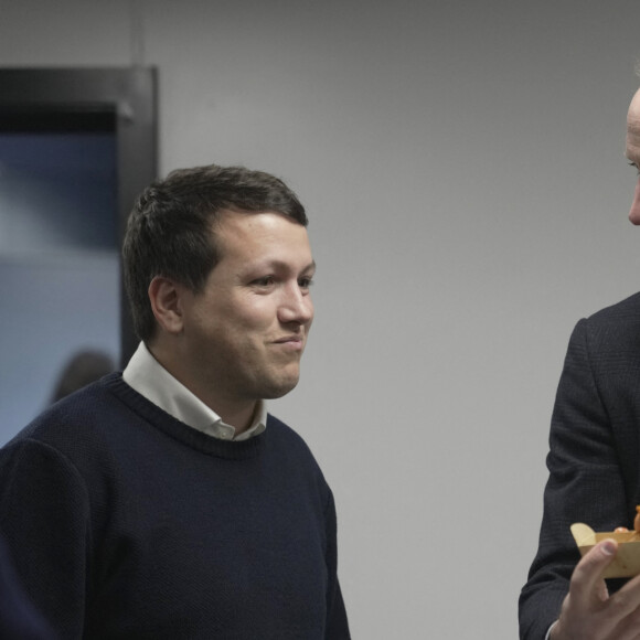 Le prince William, prince de Galles visite le terrain de cricket Kia Oval à Londres, le 8 mars 2024. 