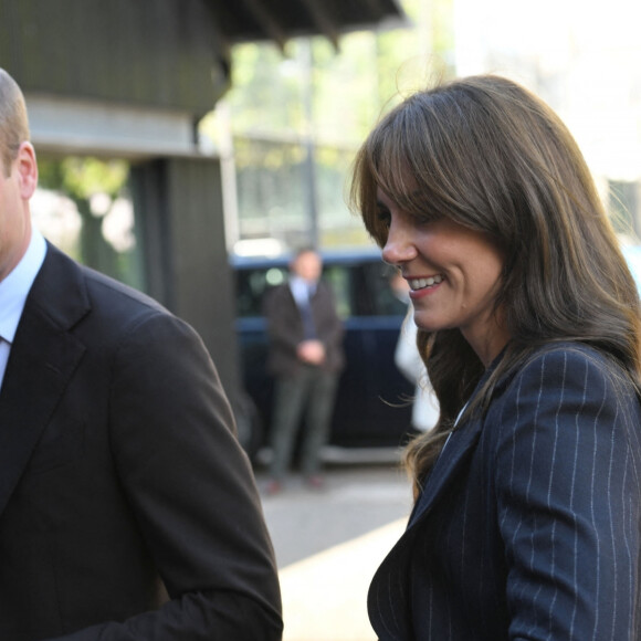 Le prince William, prince de Galles, et Catherine (Kate) Middleton, princesse de Galles, en visite au pavillon Grange à Cardiff, le 3 octobre 2023. 