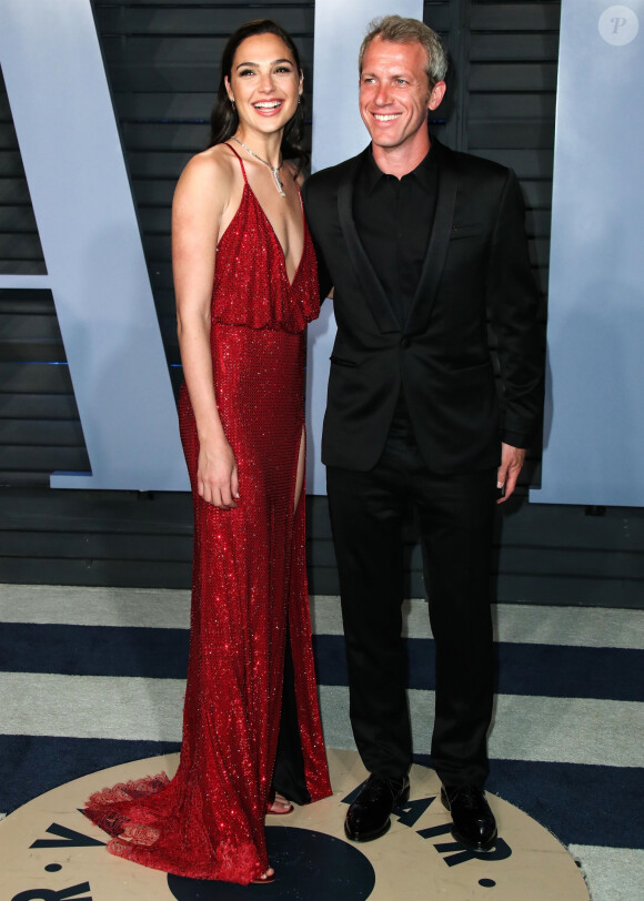Gal Gadot et son mari Jaron Varsano à la soirée Vanity Fair Oscar au Wallis Annenberg Center à Beverly Hills, le 4 mars 2018.