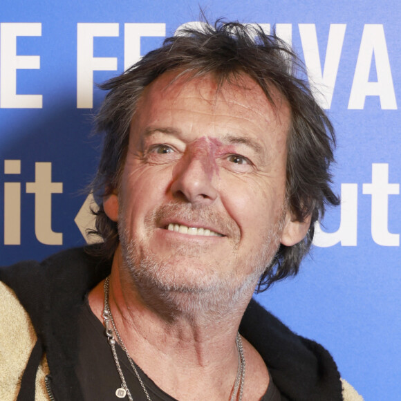 Il s'y rend régulièrement
Jean-Luc Reichmann de la série Léo Matteï, Brigade des mineurs - 6 ème édition du Festival Séries Mania à Lille, France, le 19 mars 2023. © Christophe Aubert via Bestimage 