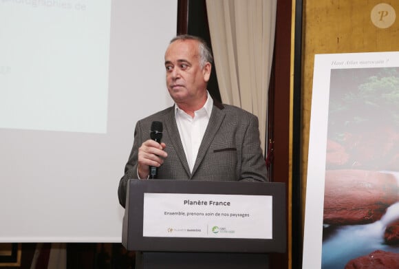 Exclusif - Sylvain Augier - Vernissage de l'exposition Planète France au Fouquet's Barrière à Paris le 2 décembre 2015. © Denis Guignebourg / Bestimage