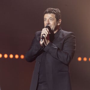 Et il a fait déplacer de nombreuses célébrités. 
Exclusif - Patrick Bruel sur scène lors du concert "Leurs voix pour l'espoir" à l'Olympia à Paris le 11 mars 2024. © Perusseau / Bellak / Bestimage 