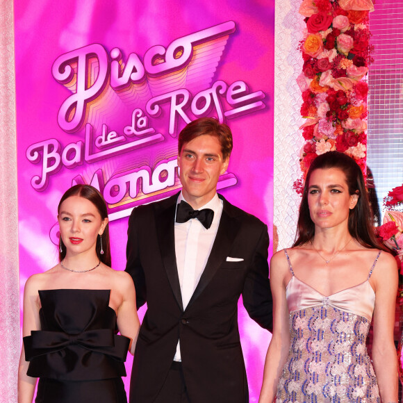 Alexandra de Hanovre et son compagnon Ben Sylvester Strautmann étaient également présents
La princesse Alexandra de Hanovre, son compagnon Ben Sylvester Strautmann et Charlotte Casiraghi - Bal de la Rose "Disco" 2024 au profit de la Fondation Princesse Grace dans la Salle des Étoiles du Sporting Monte-Carlo à Monaco le 23 mars 2024. © JC Vinaj / Pool Monaco / Bestimage 