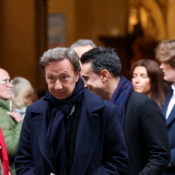 Stéphane Bern - Sorties des obsèques de l'ancien ministre de la Culture Frédéric Mitterrand en l'Église Saint-Thomas d'Aquin à Paris. Le 26 mars 2024 © Moreau-Jacovides / Bestimage 