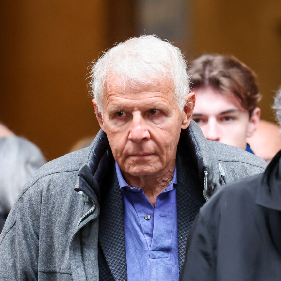 Patrick Poivre d'Arvor (PPDA) - Sorties des obsèques de l'ancien ministre de la Culture Frédéric Mitterrand en l'Église Saint-Thomas d'Aquin à Paris. Le 26 mars 2024 © Moreau-Jacovides / Bestimage 