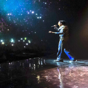 Il a chanté ses nouveaux titres et ses plus grands tubes
Le chanteur Mika en concert à l'Accor Arena, à Paris, France, le 25 mars 2024. © Prandoni Francesco via Bestimage