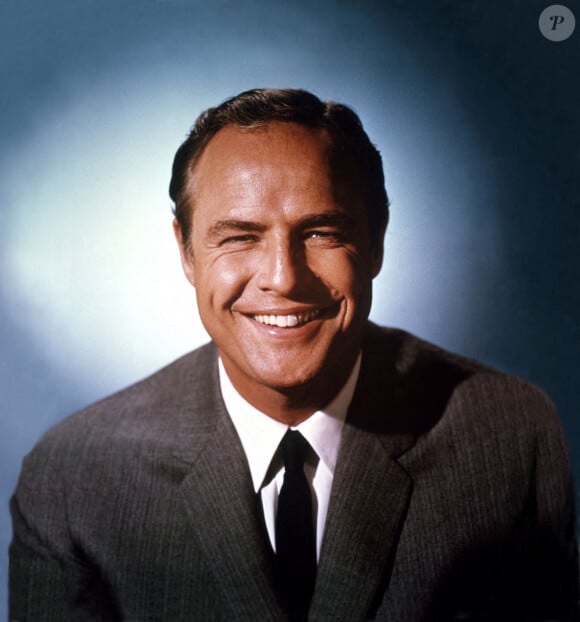 Brando tout souriee en 1965. Photo Alamy/ABACAPRESS.COM