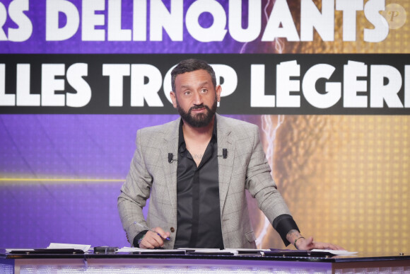 Exclusif - Cyril Hanouna sur le plateau de la nouvelle émission de C.Hanouna du week-end "Face à Hanouna" diffusée le 4 février à Paris, France, le 1er février 2024. © Jack Tribeca/Bestimage 