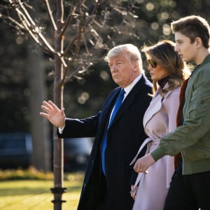 Le 17 janvier 2020 Donald Trump, Melania, et leur fils Barron Trump à Washington. Photo by Al Drago/Pool/ABACAPRESS.COM