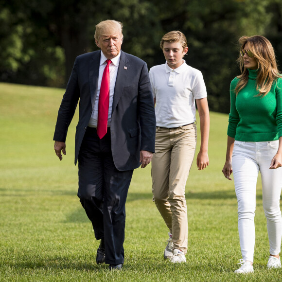Le président Donald Trump avec la Première dame Melania Trump et leur fils Barron à la Maison Blanche le 19 août 2018 . Photo by Pete Marovich/AbacaPress/Pool