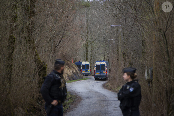 Route menant au Vernet bloquée par les gendarmes après la découverte d'ossements du petit Emile. Photo by Thibaut Durand/ABACAPRESS.COM