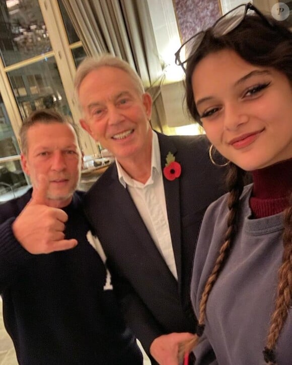 Christophe Rocancourt et sa fille Tess rencontrent l'ancien Premier ministre anglais Tony Blair le 8 novembre 2023. ©Instagram chrisrocancourtoff